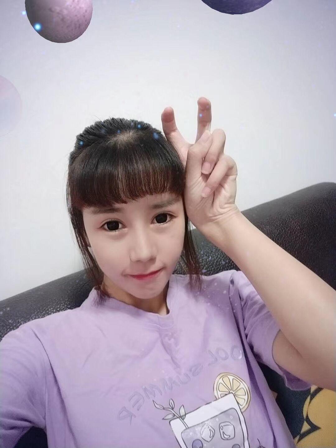亲身验证挺拔扣碗胸苗条嫩妹子追梦，如假切?